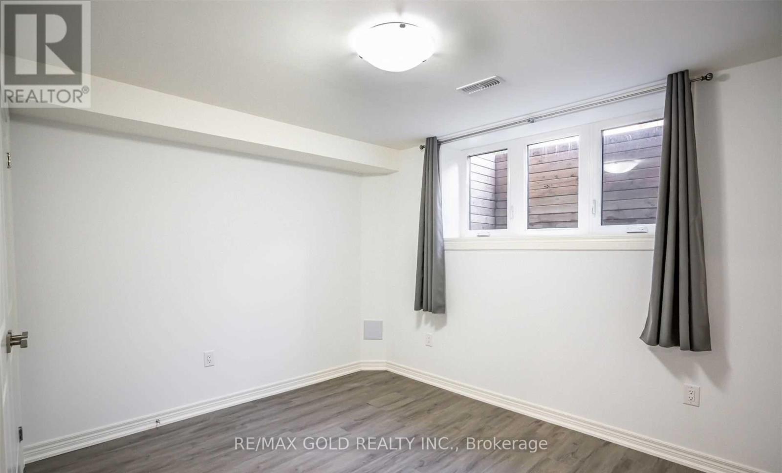 141 Summersides Boulevard, Pelham, Ontario  L3B 5N5 - Photo 20 - X12717110