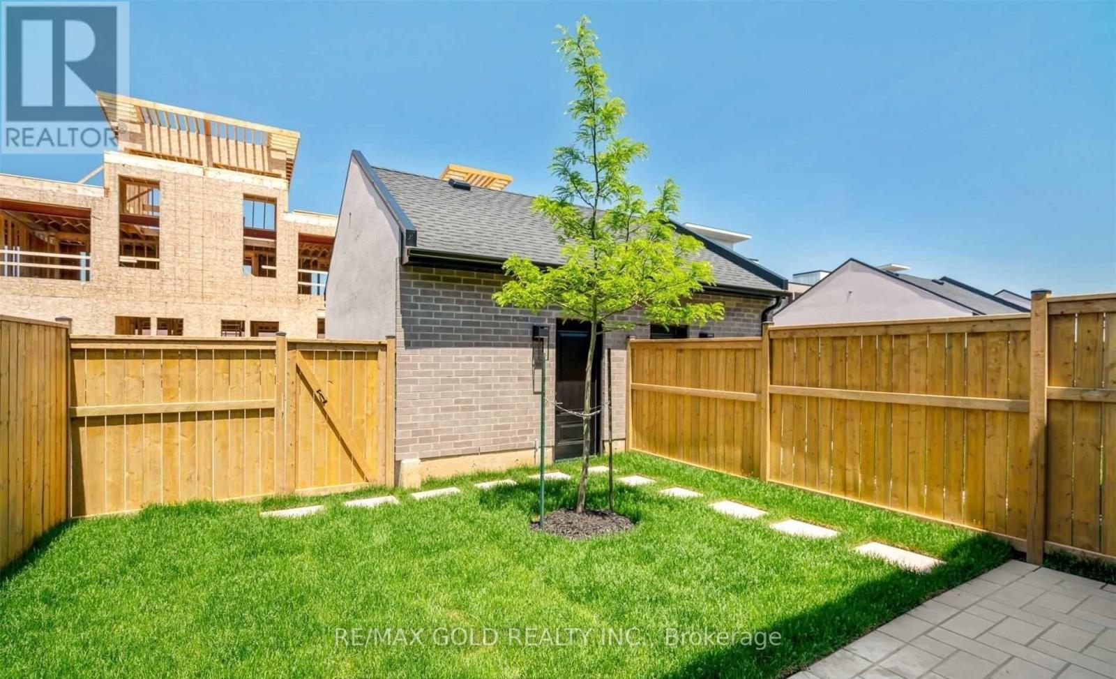 141 Summersides Boulevard, Pelham, Ontario  L3B 5N5 - Photo 24 - X12717110