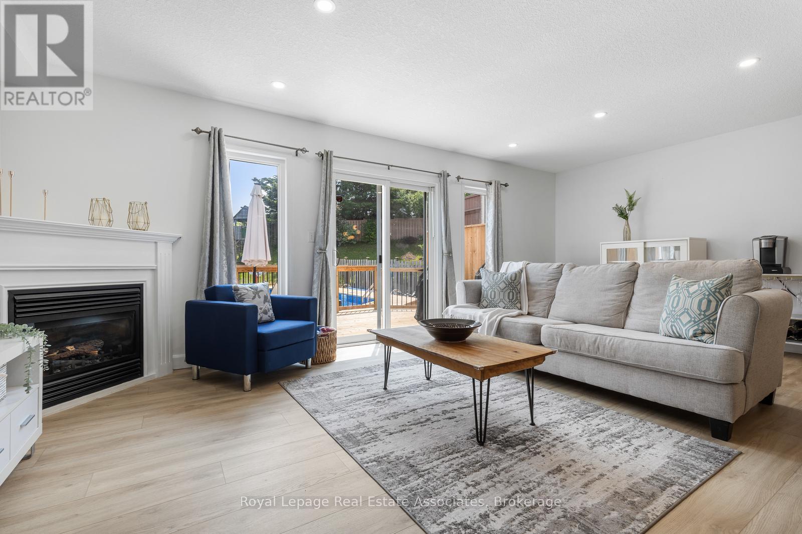 209 Sunny Meadow Court, Kitchener, Ontario  N2N 3R3 - Photo 14 - X12717136