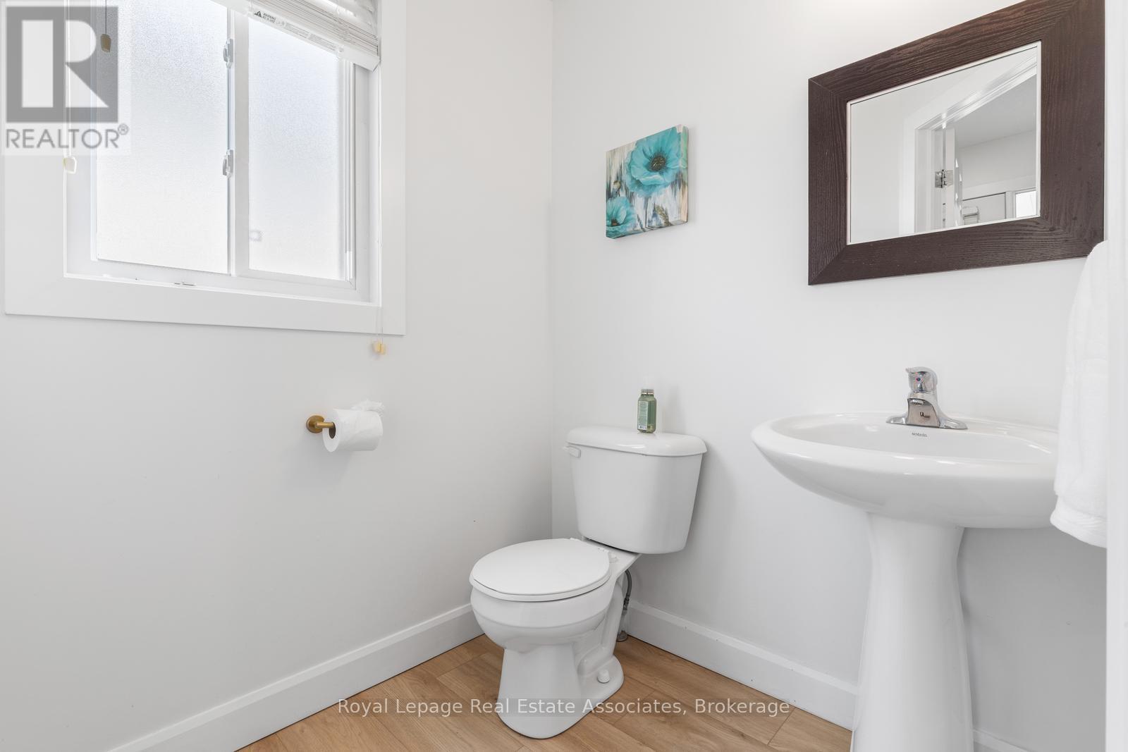 209 Sunny Meadow Court, Kitchener, Ontario  N2N 3R3 - Photo 16 - X12717136