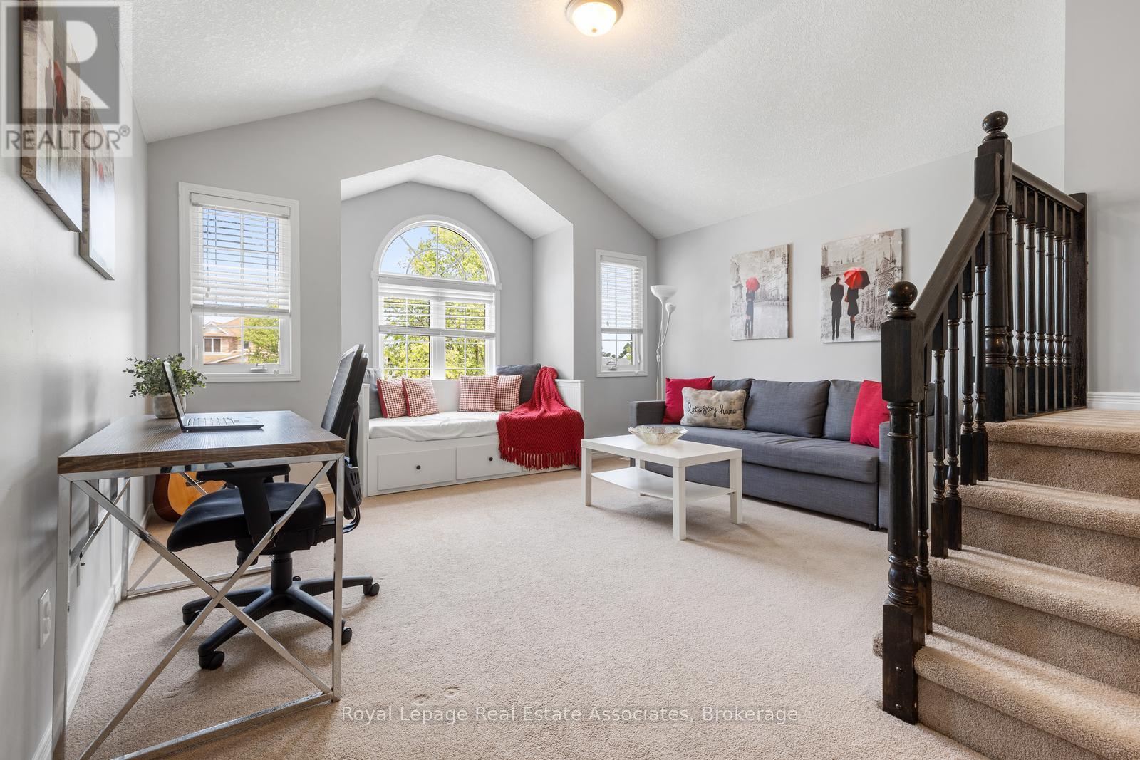 209 Sunny Meadow Court, Kitchener, Ontario  N2N 3R3 - Photo 17 - X12717136