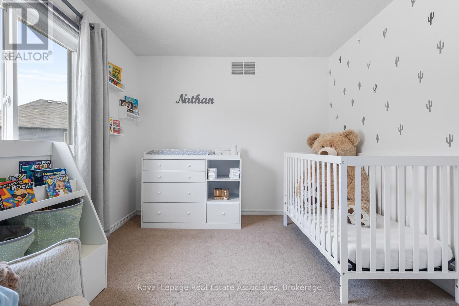 209 Sunny Meadow Court, Kitchener, Ontario  N2N 3R3 - Photo 21 - X12717136