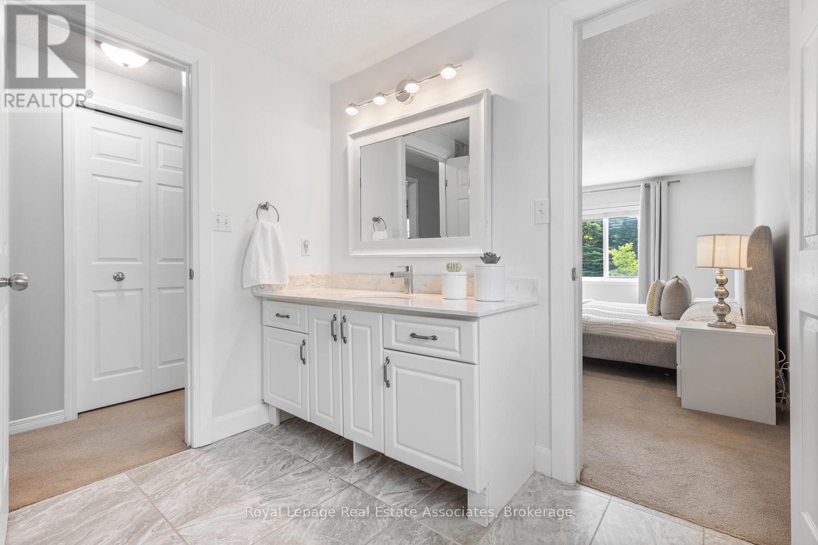 209 Sunny Meadow Court, Kitchener, Ontario  N2N 3R3 - Photo 26 - X12717136