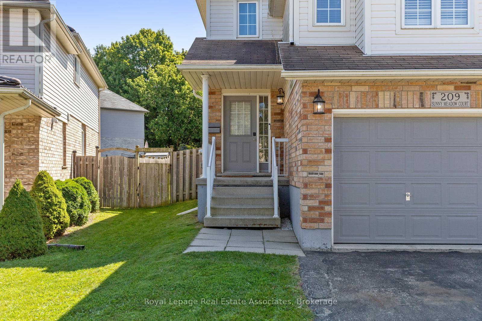 209 Sunny Meadow Court, Kitchener, Ontario  N2N 3R3 - Photo 3 - X12717136