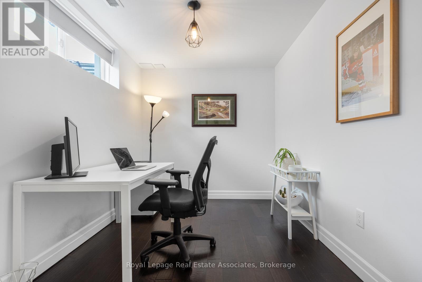 209 Sunny Meadow Court, Kitchener, Ontario  N2N 3R3 - Photo 30 - X12717136