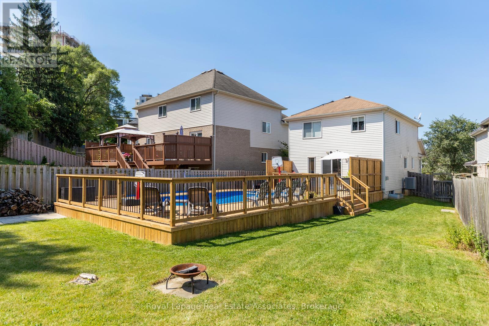 209 Sunny Meadow Court, Kitchener, Ontario  N2N 3R3 - Photo 32 - X12717136