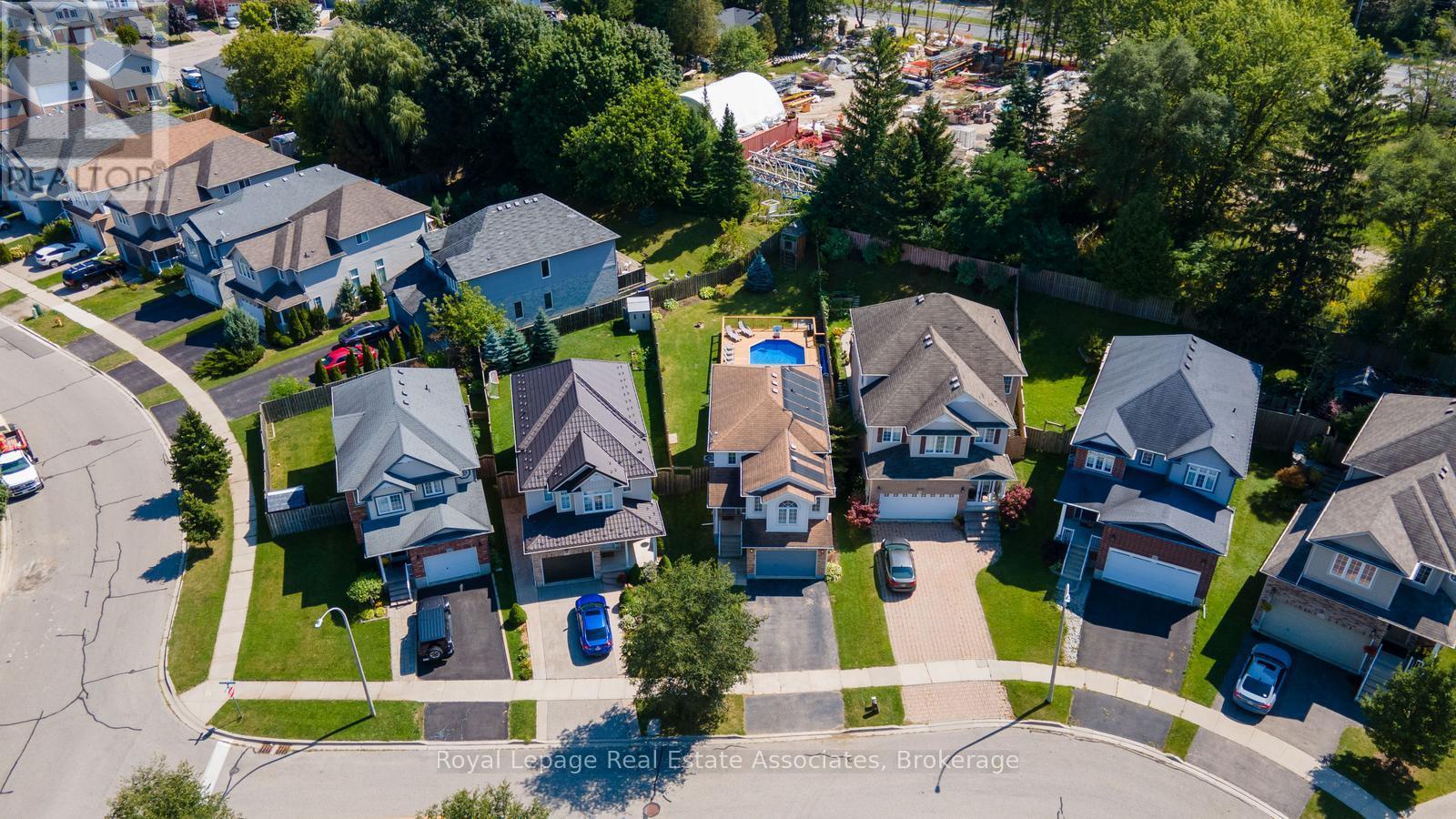 209 Sunny Meadow Court, Kitchener, Ontario  N2N 3R3 - Photo 42 - X12717136