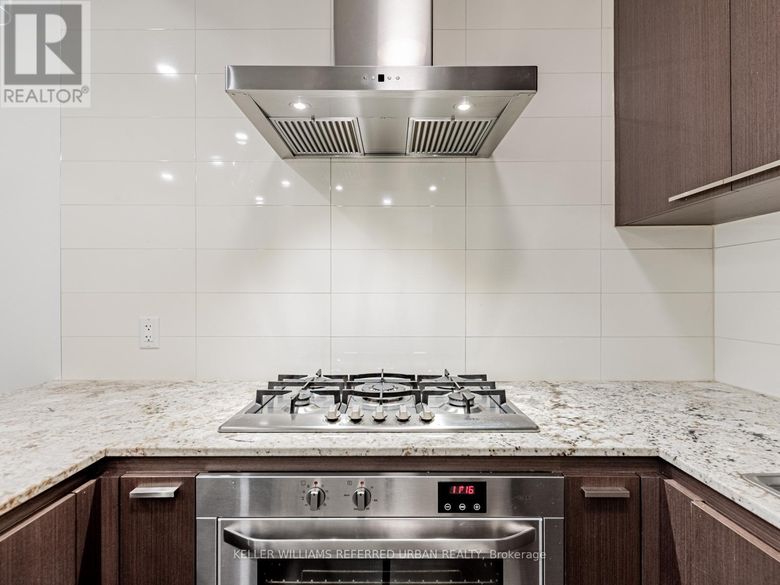 302 - 88 Davenport Road, Toronto, Ontario  M5R 0A5 - Photo 7 - C12645788