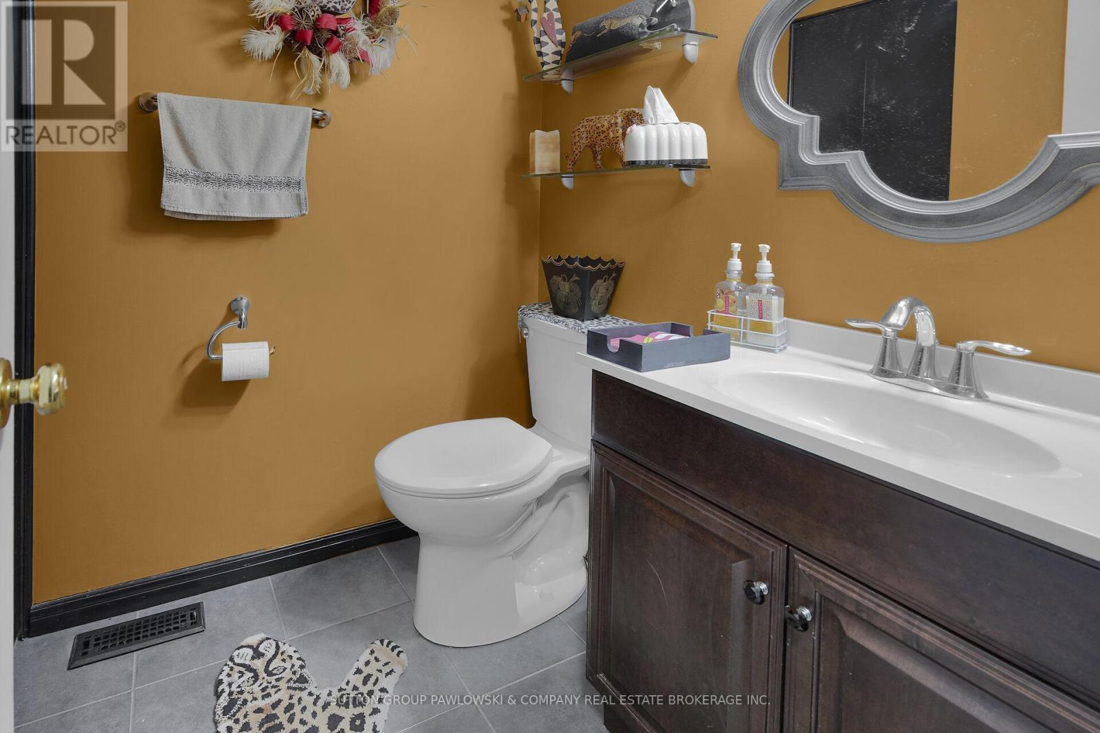 Photo 27 of 47 for 59 Golfview Crescent