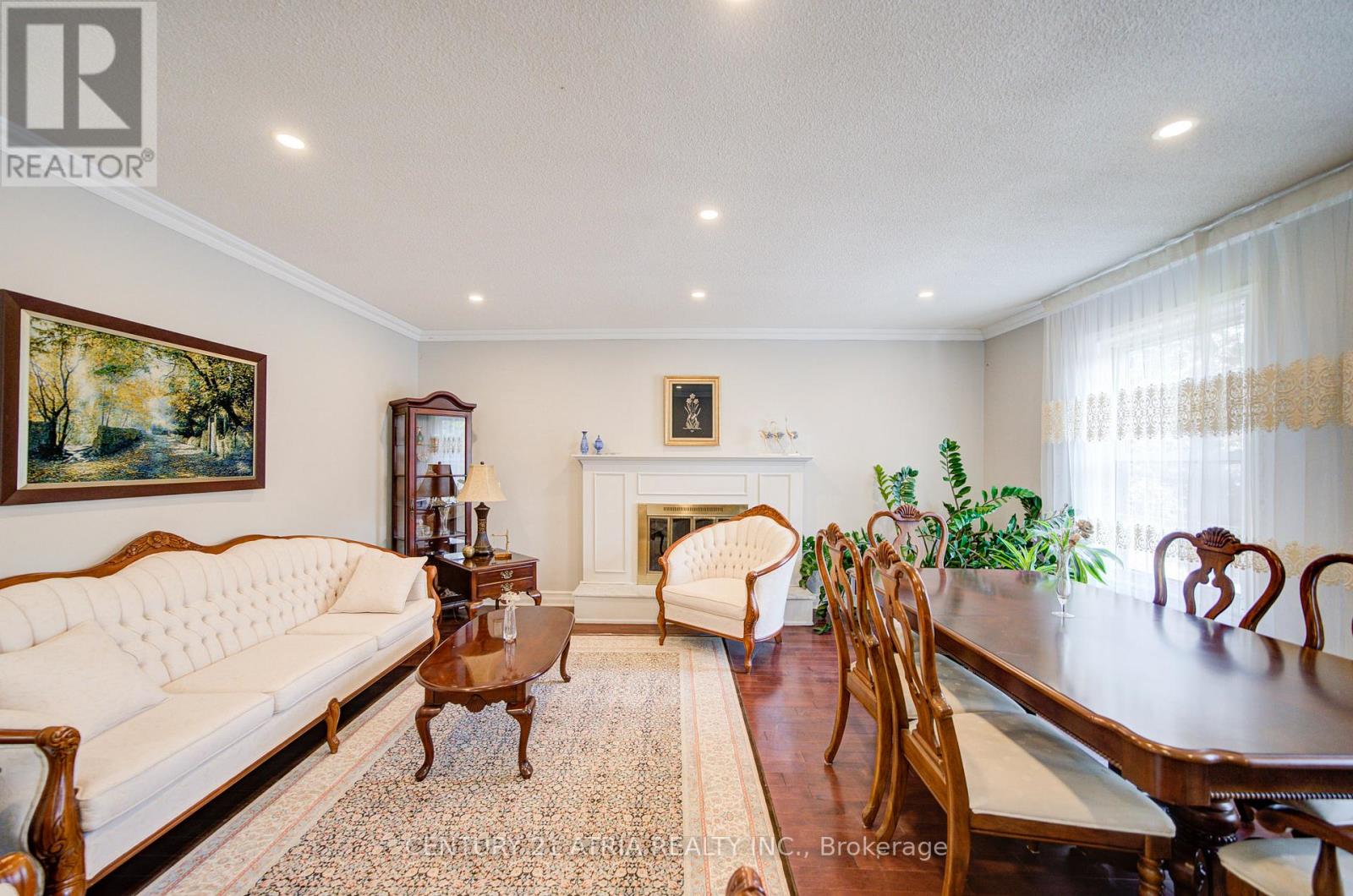 18 Park Lane Circle, Richmond Hill, Ontario  L4C 6S8 - Photo 16 - N12638054