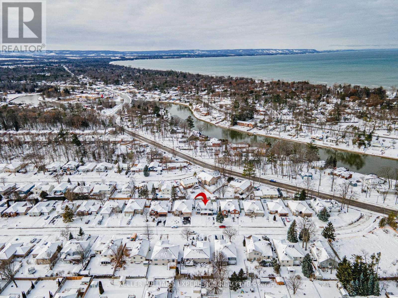 12 Riverdale Drive, Wasaga Beach, Ontario  L9Z 1E9 - Photo 39 - S12594812