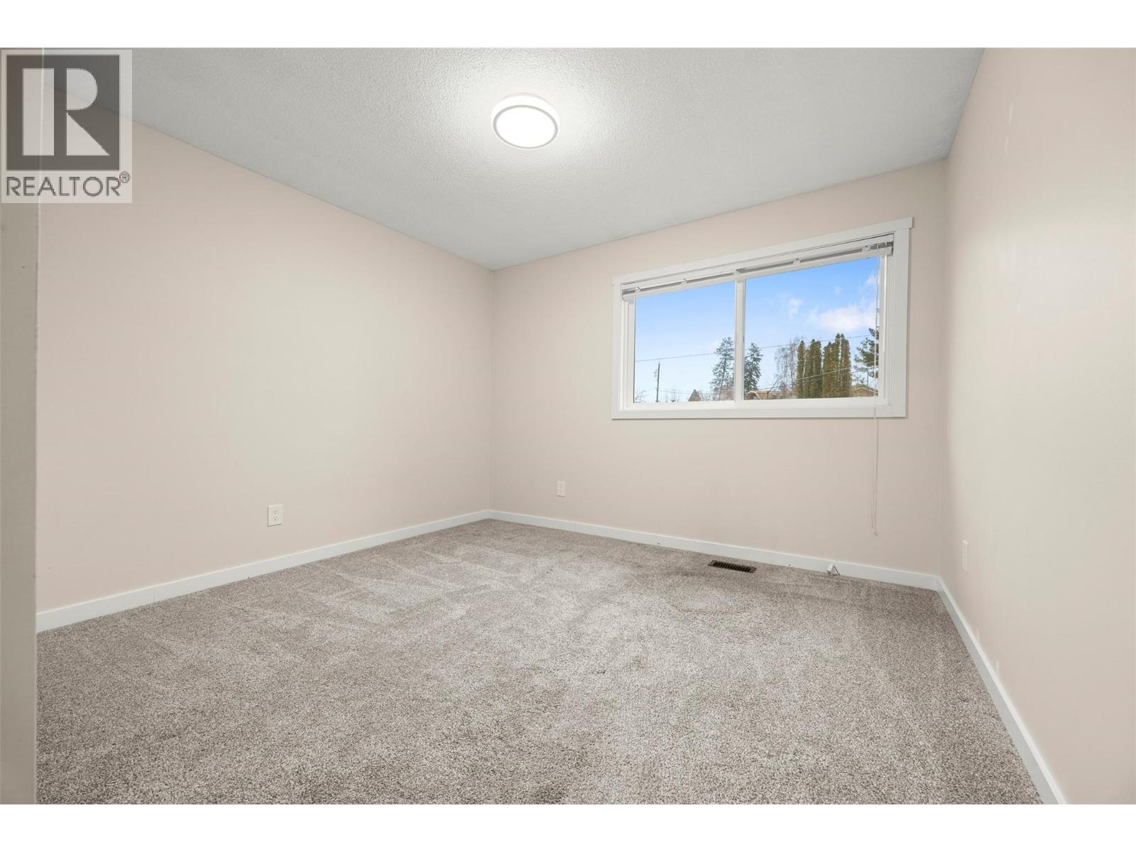 6348 Forest Hill Drive, Peachland, British Columbia  V0H 1X8 - Photo 14 - 10370358