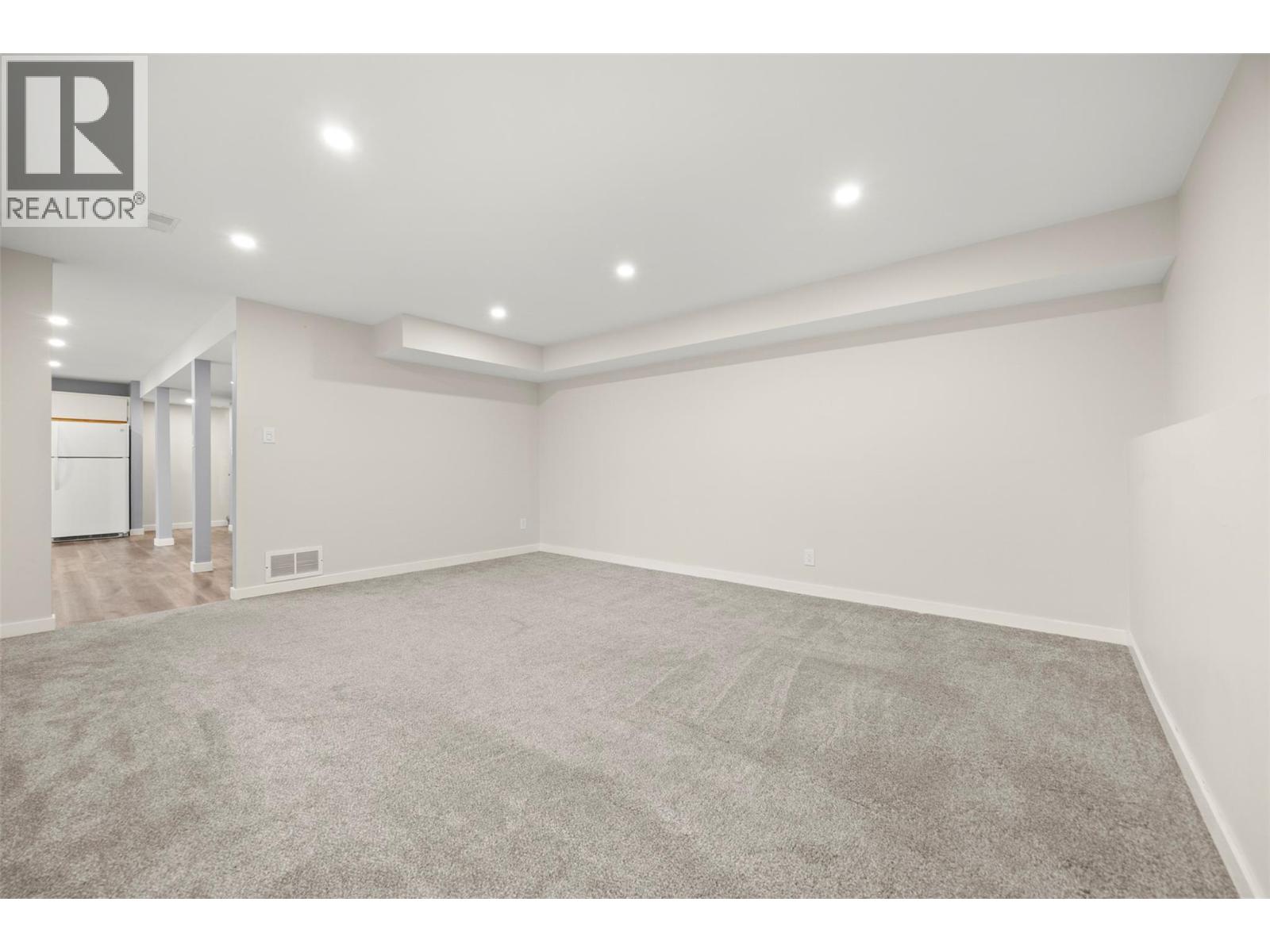 6348 Forest Hill Drive, Peachland, British Columbia  V0H 1X8 - Photo 8 - 10370358