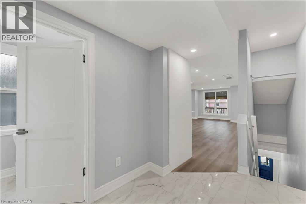 51 Wellington Street S Unit# Upper, Hamilton, Ontario  L8N 2P9 - Photo 6 - 40800056