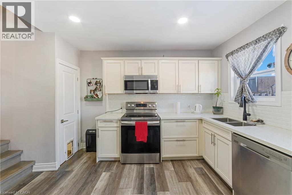 411 Fairfield Avenue, Hamilton, Ontario  L8H 5J1 - Photo 16 - 40799945