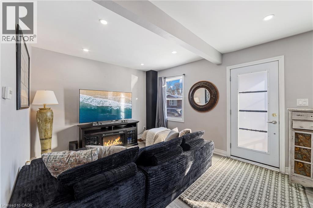 411 Fairfield Avenue, Hamilton, Ontario  L8H 5J1 - Photo 6 - 40799945