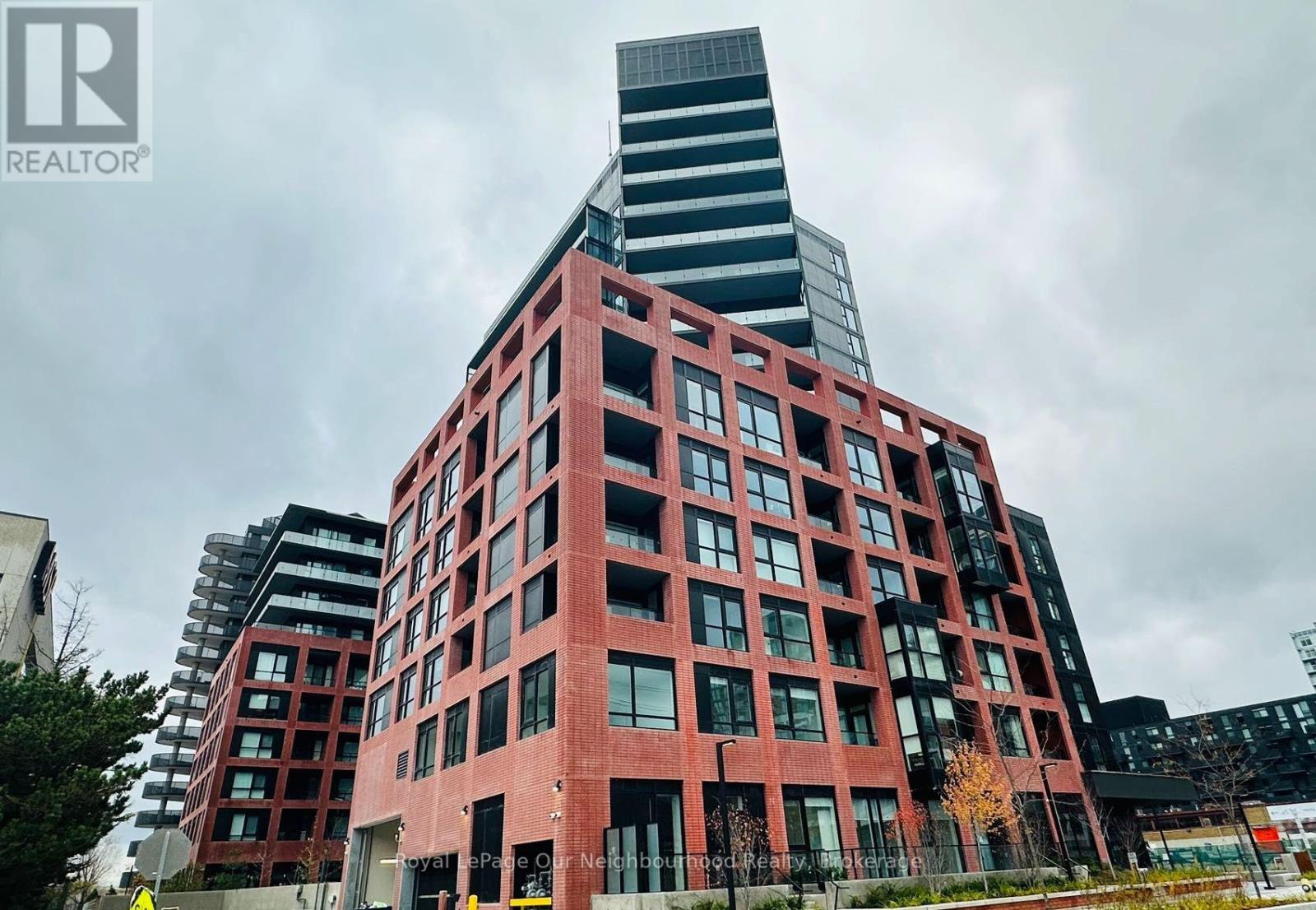 212 - 8 TIPPETT ROAD, Toronto, Ontario