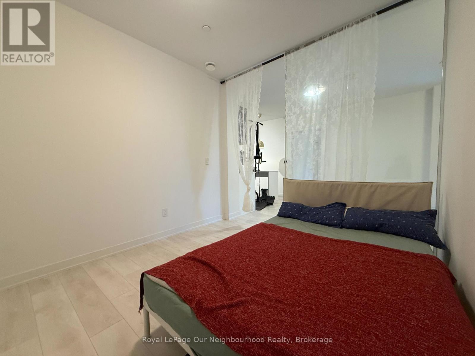 212 - 8 Tippett Road, Toronto, Ontario  M3H 0E7 - Photo 9 - C12717354