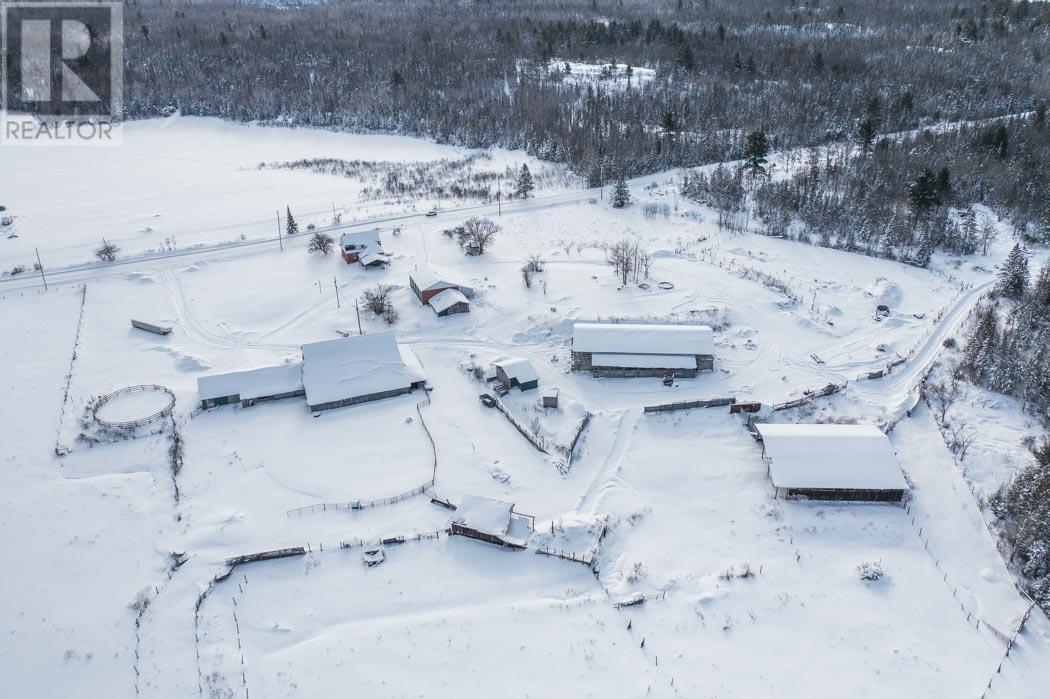 3064 Government Rd, Whole Package, Townships Of Tarbutt, Ontario  P0R 1E0 - Photo 21 - SM252798