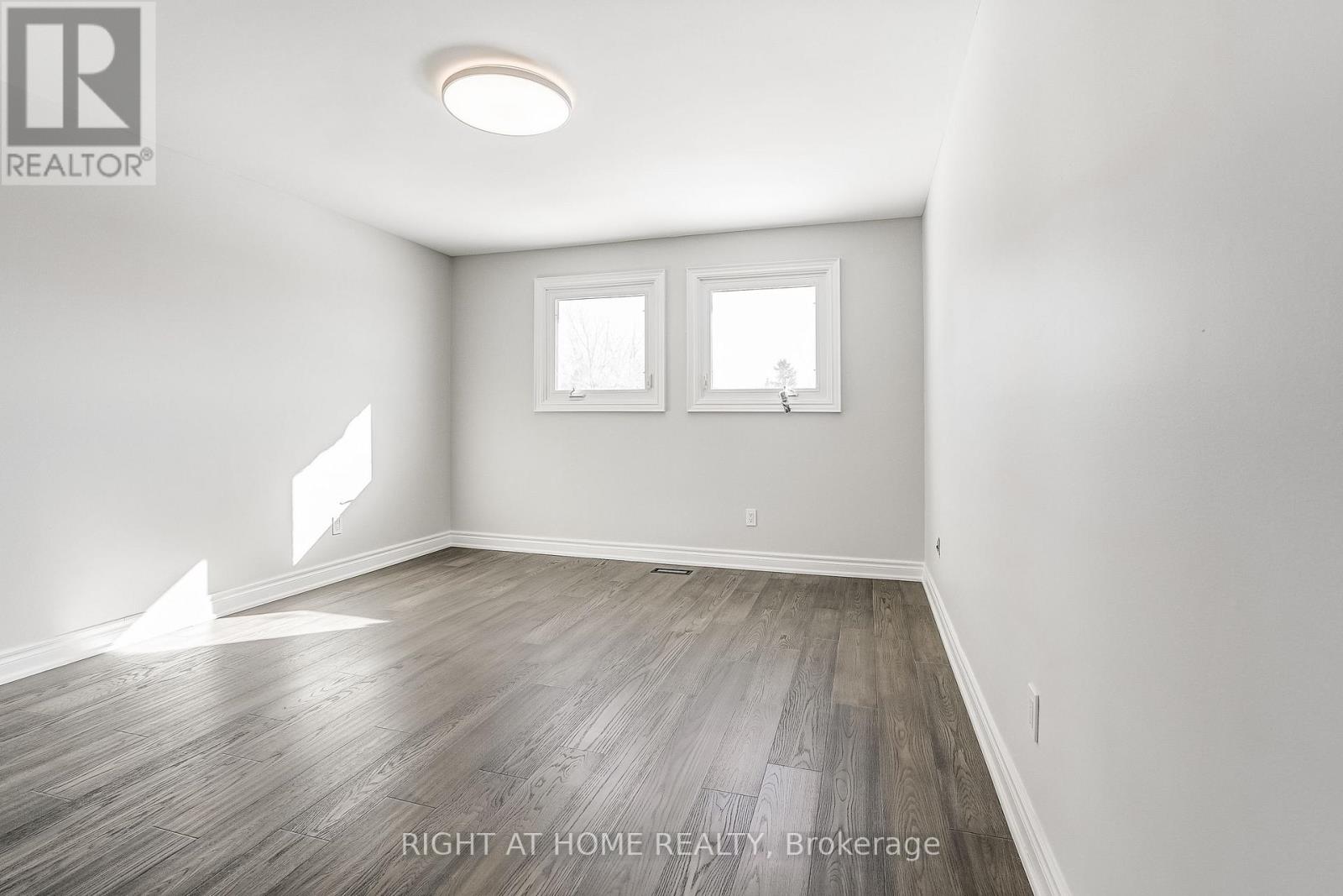 1527 Princelea Place, Mississauga, Ontario  L5M 3N9 - Photo 32 - W12705044