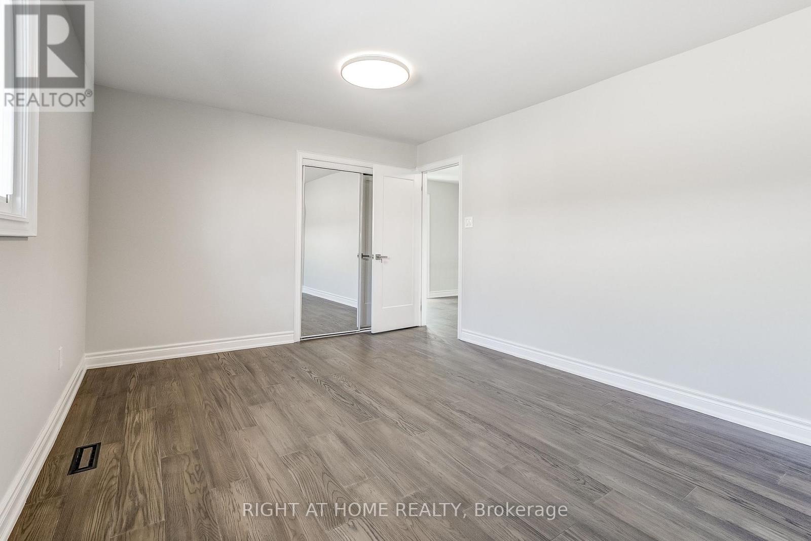 1527 Princelea Place, Mississauga, Ontario  L5M 3N9 - Photo 34 - W12705044