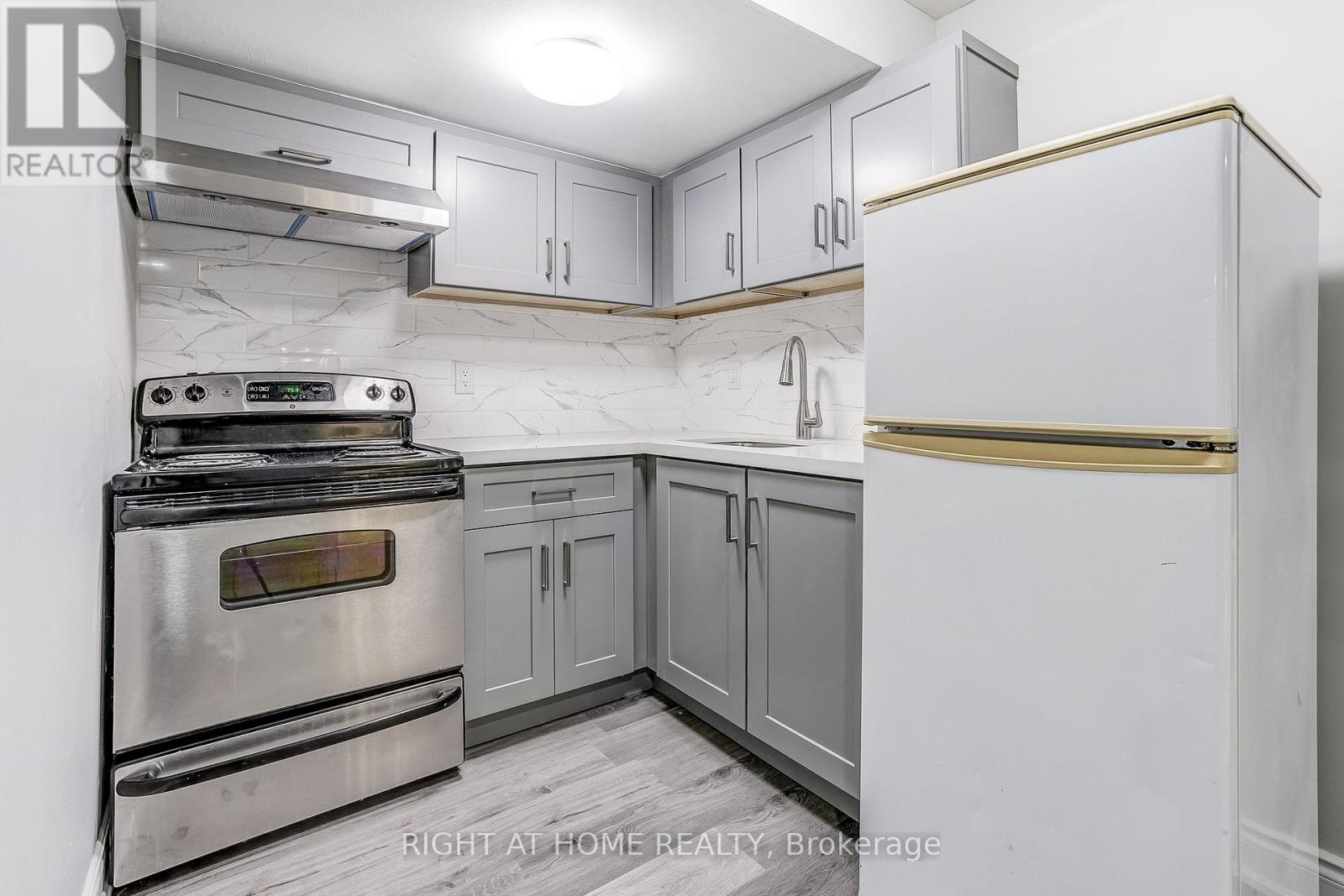 1527 Princelea Place, Mississauga, Ontario  L5M 3N9 - Photo 50 - W12705044