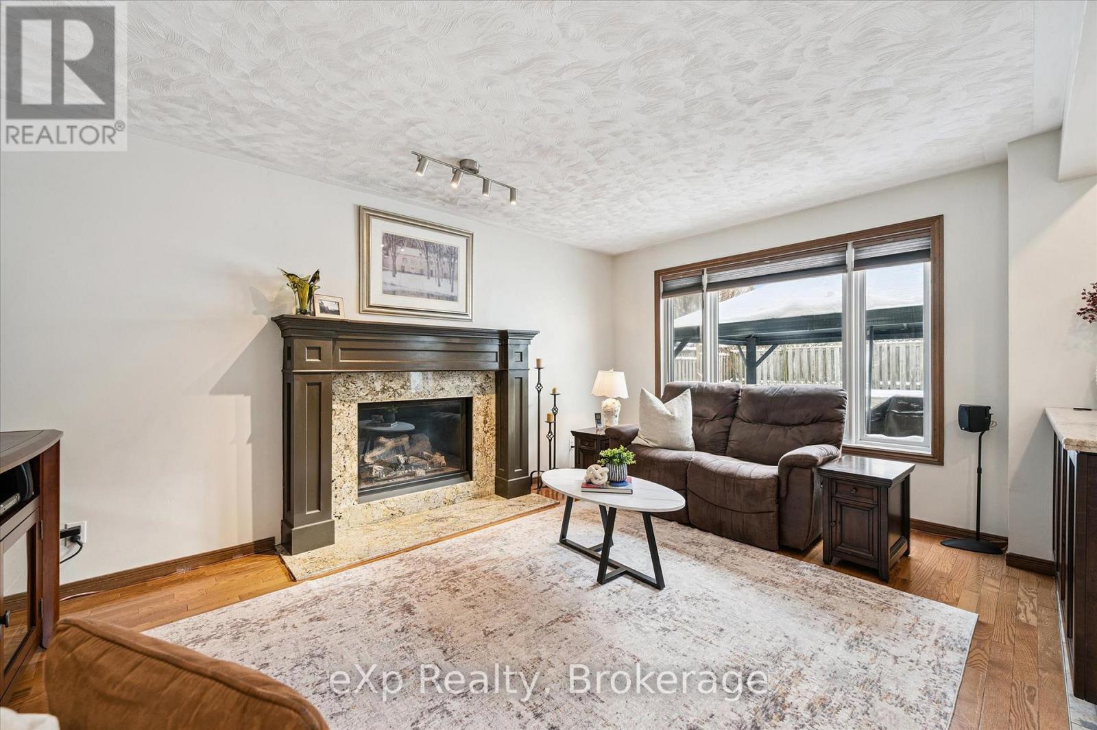 39 Celia Crescent, Guelph, Ontario  N1G 4R4 - Photo 14 - X12717164