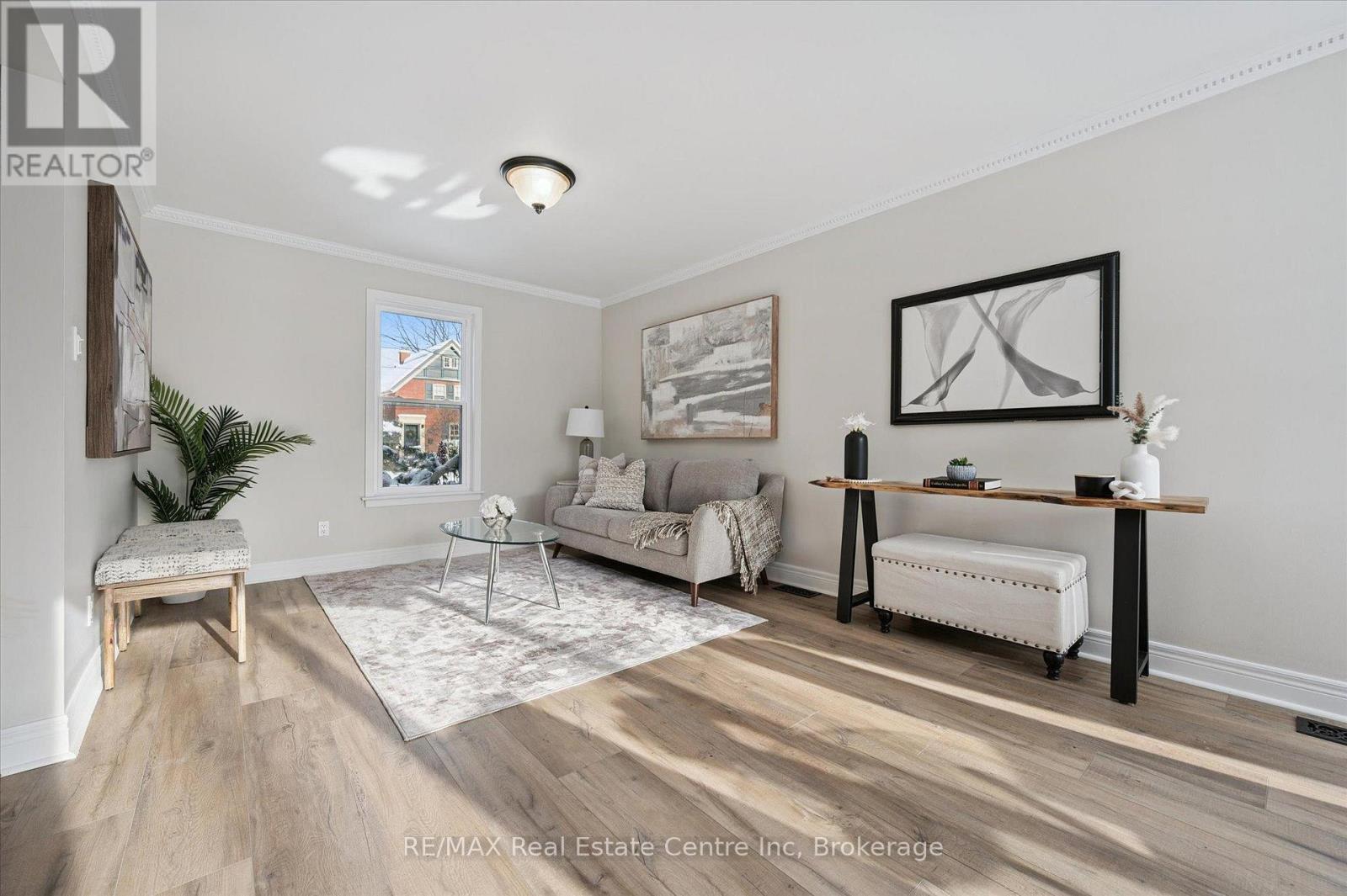 64 Stuart Street, Guelph, Ontario  N1E 4S5 - Photo 10 - X12717214