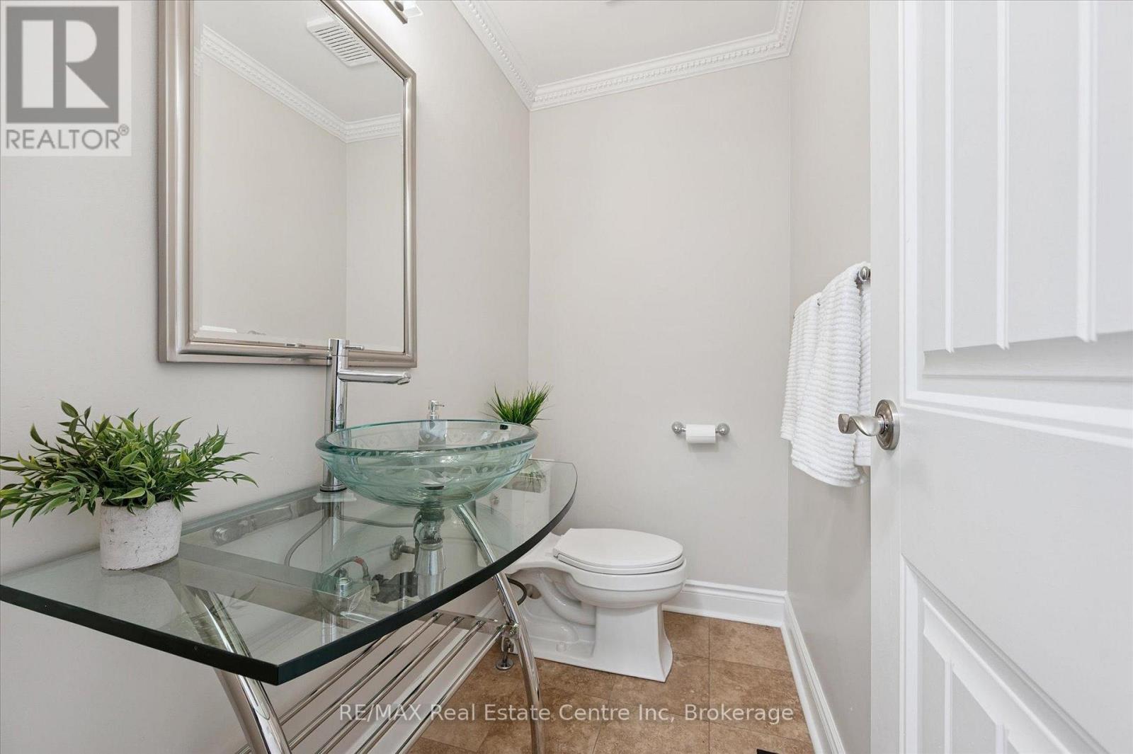 64 Stuart Street, Guelph, Ontario  N1E 4S5 - Photo 12 - X12717214