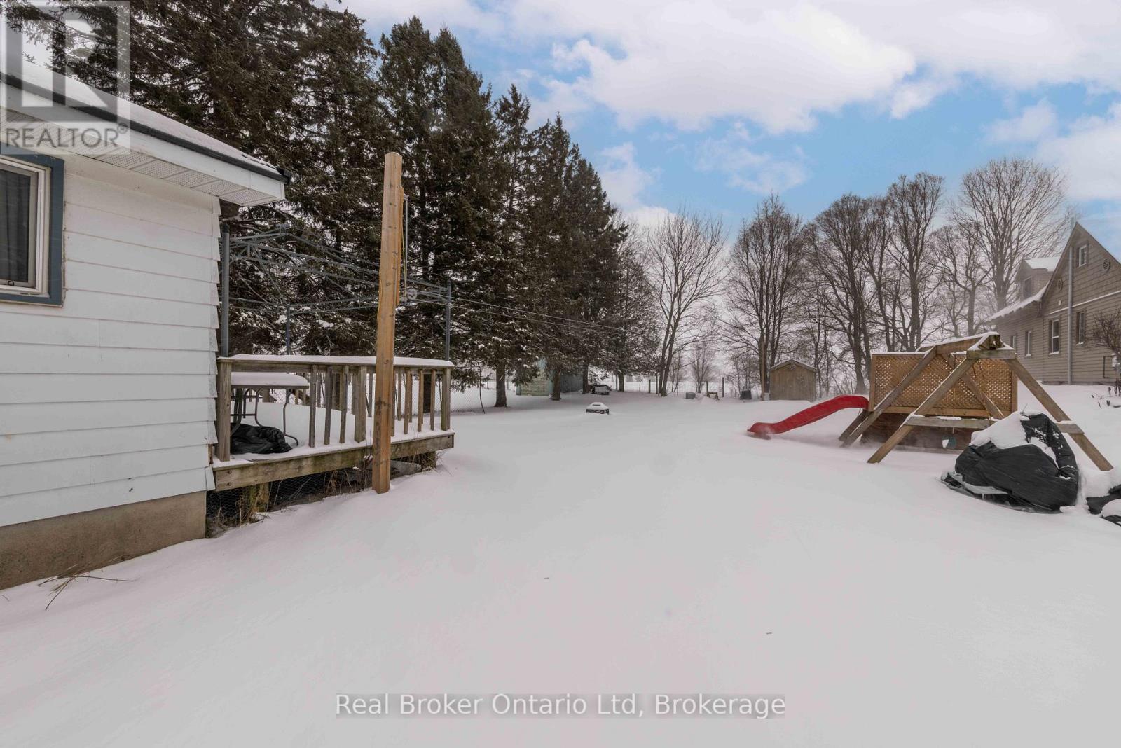 102008 Grey Road 5 Road, Georgian Bluffs, Ontario N4K 5N5 - Photo 19 - X12717286