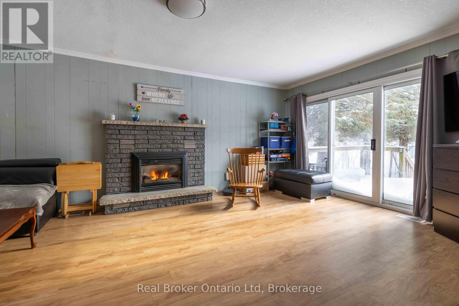 102008 Grey Road 5 Road, Georgian Bluffs, Ontario N4K 5N5 - Photo 6 - X12717286