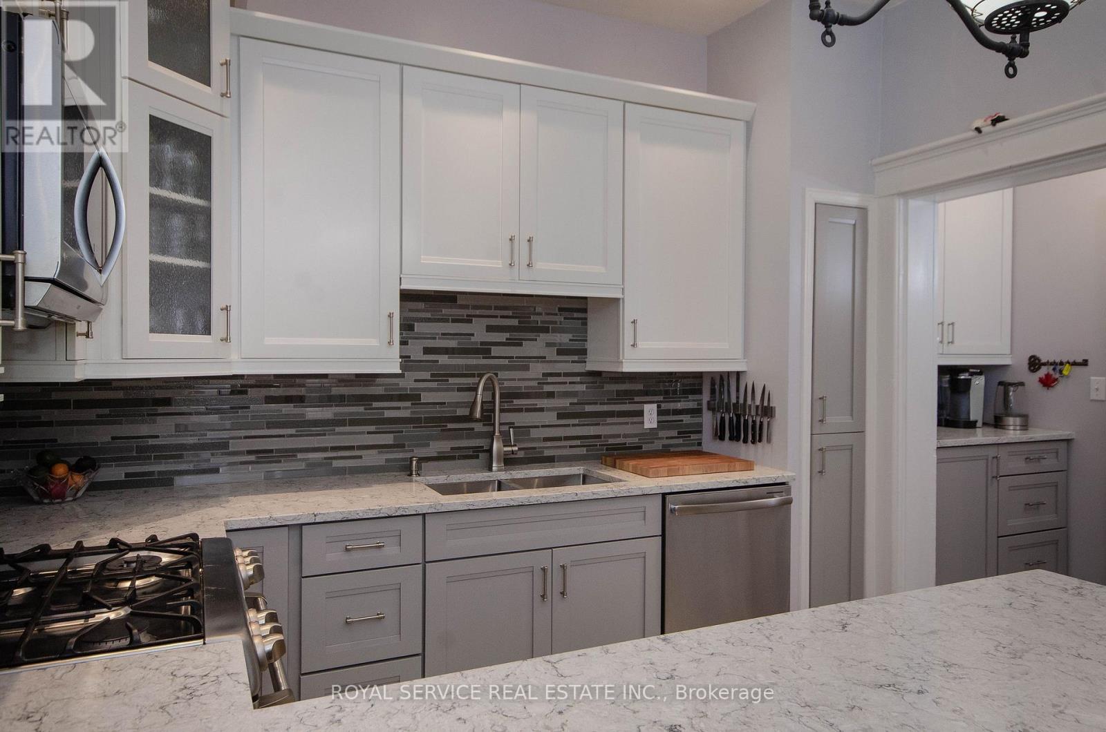 42 Barrett Street, Port Hope, Ontario  L1A 1M7 - Photo 12 - X12717244