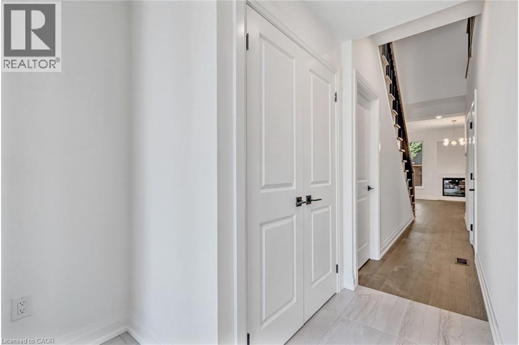 3392 Carter Common, Burlington, Ontario  L7M 0Z3 - Photo 10 - 40786725