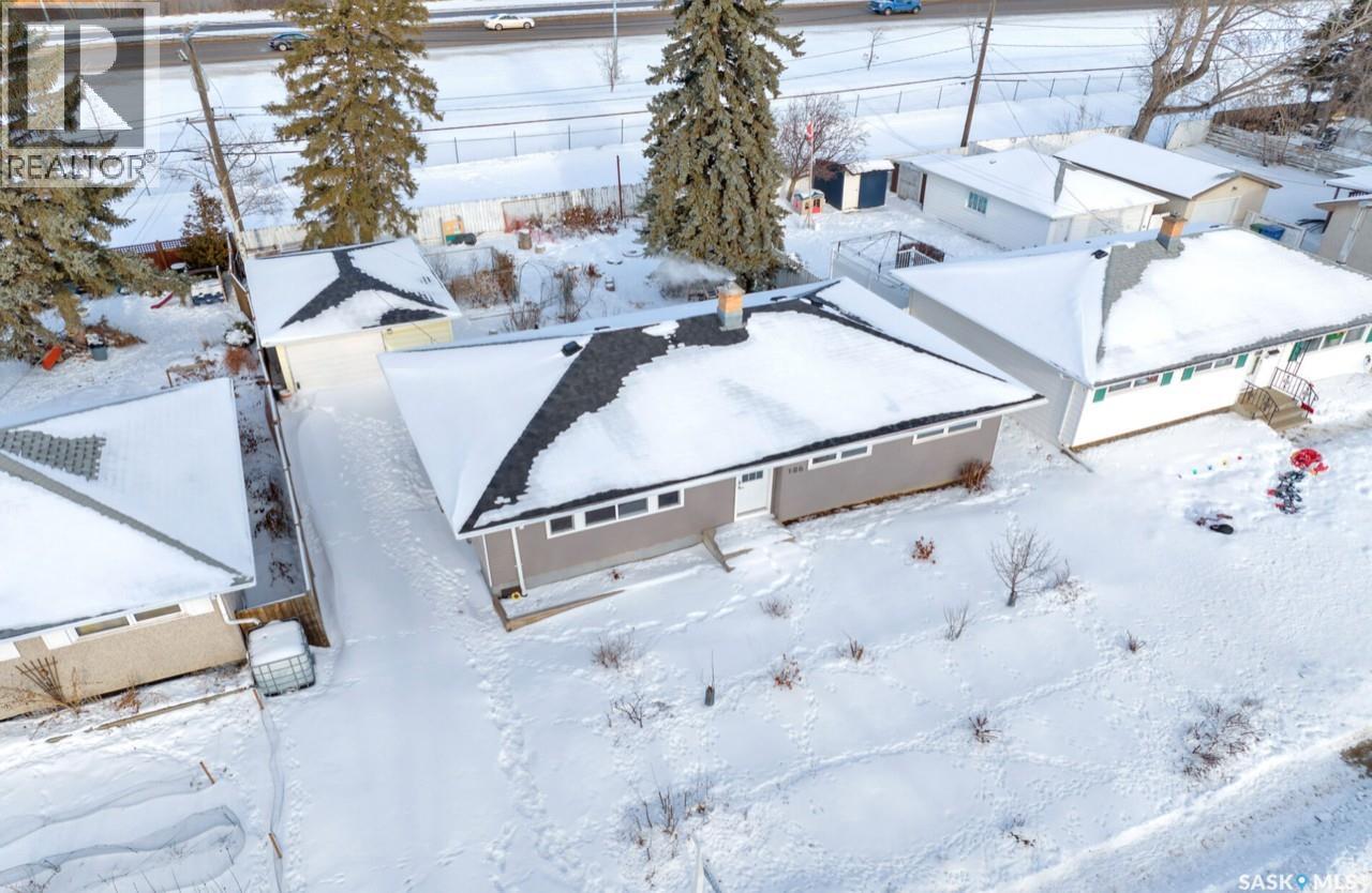 186 Coldwell Road, Regina, Saskatchewan  S4R 4K8 - Photo 1 - SK022146