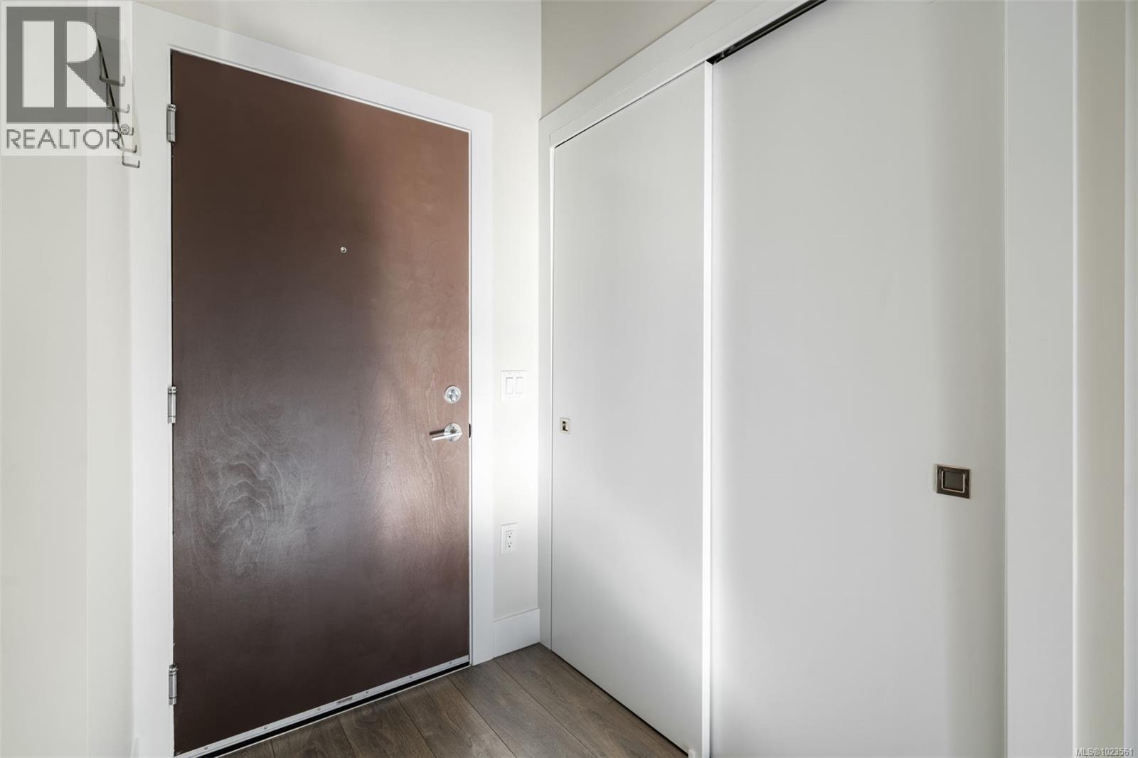 110 3815 Rowland Ave, Saanich, British Columbia  V8Z 0E1 - Photo 6 - 1023561