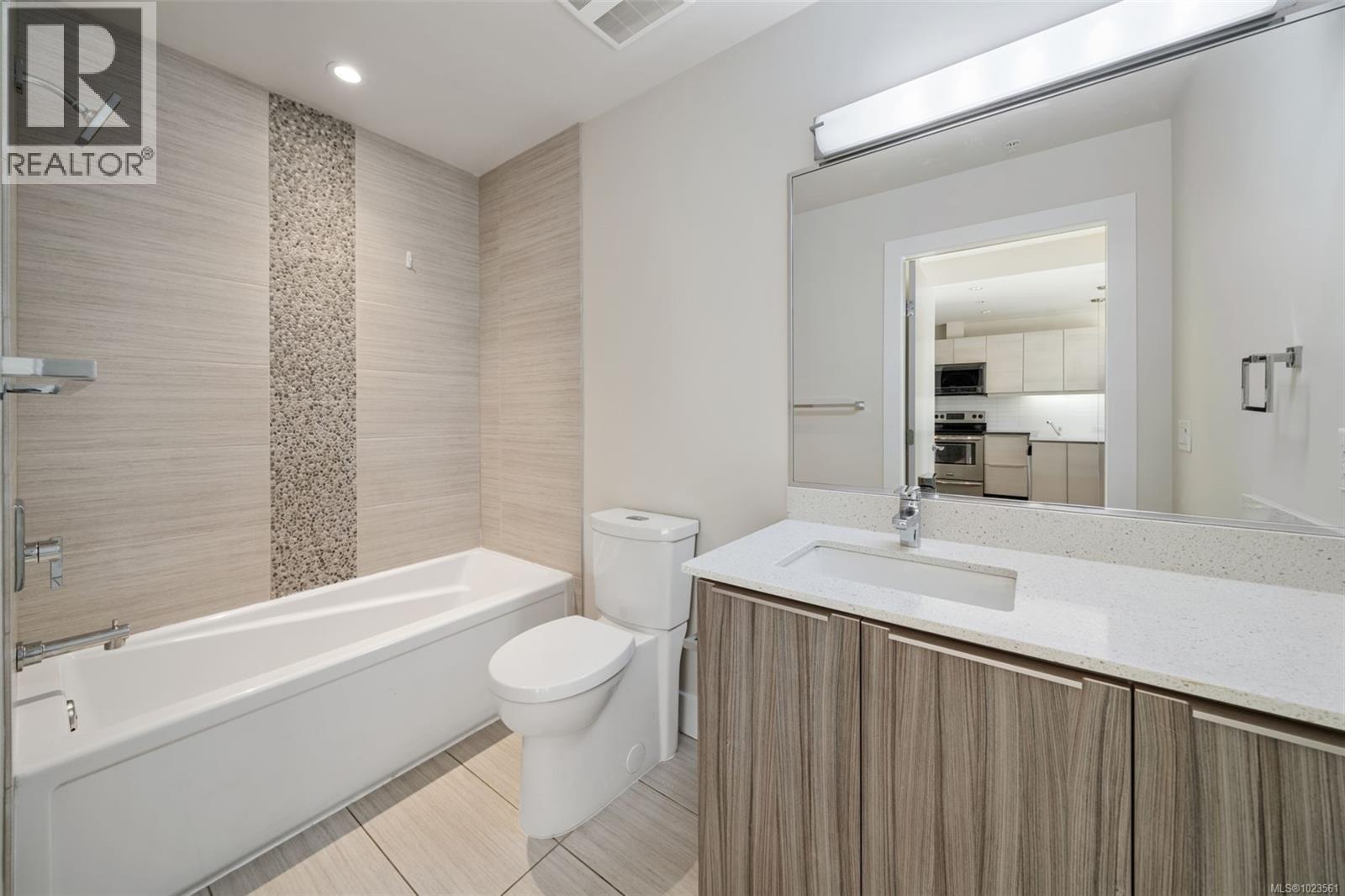 110 3815 Rowland Ave, Saanich, British Columbia  V8Z 0E1 - Photo 22 - 1023561