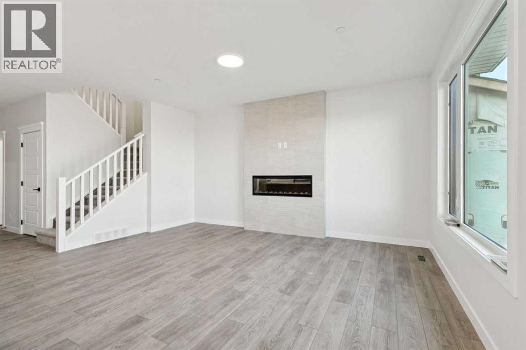 378 Hotchkiss Manor Se, Calgary, Alberta  T2S 0J9 - Photo 11 - A2270264