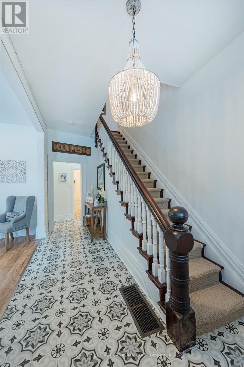 46254 New Sarum Line, Central Elgin, Ontario  N5P 3S7 - Photo 10 - X12717224