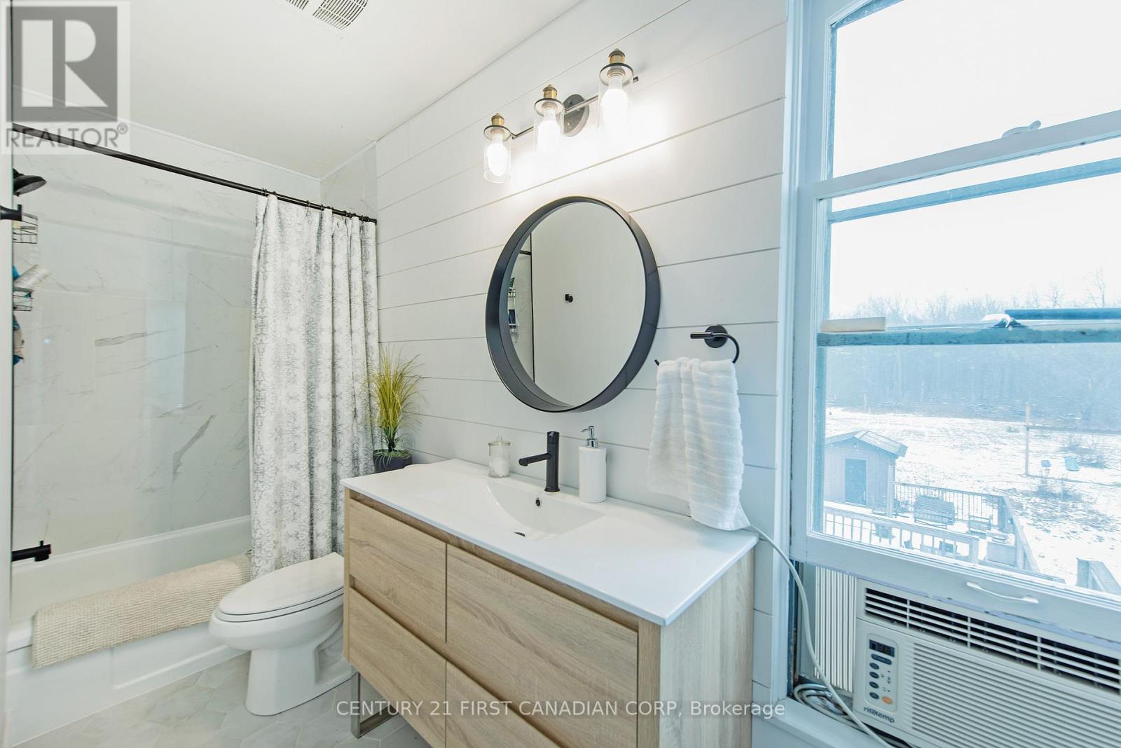 46254 New Sarum Line, Central Elgin, Ontario  N5P 3S7 - Photo 35 - X12717224