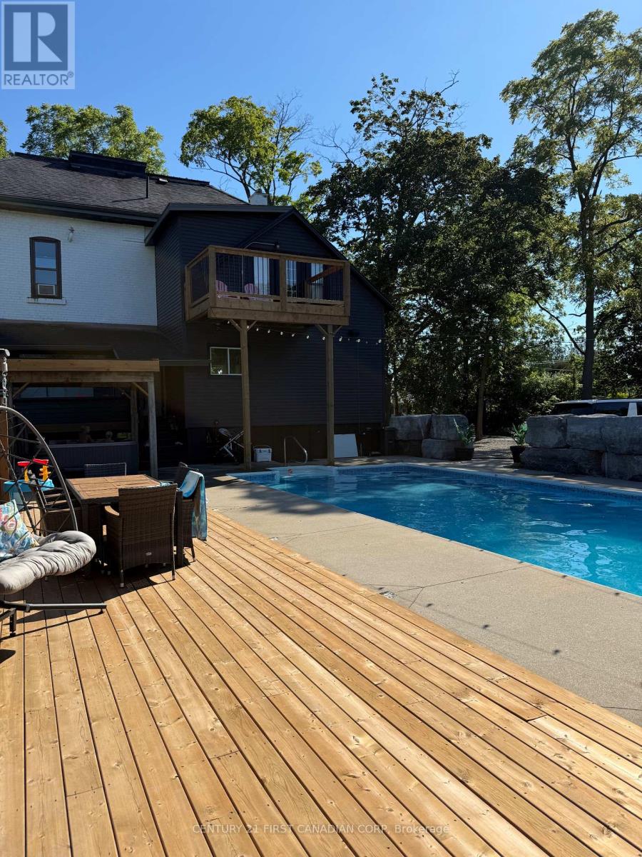 46254 New Sarum Line, Central Elgin, Ontario  N5P 3S7 - Photo 4 - X12717224