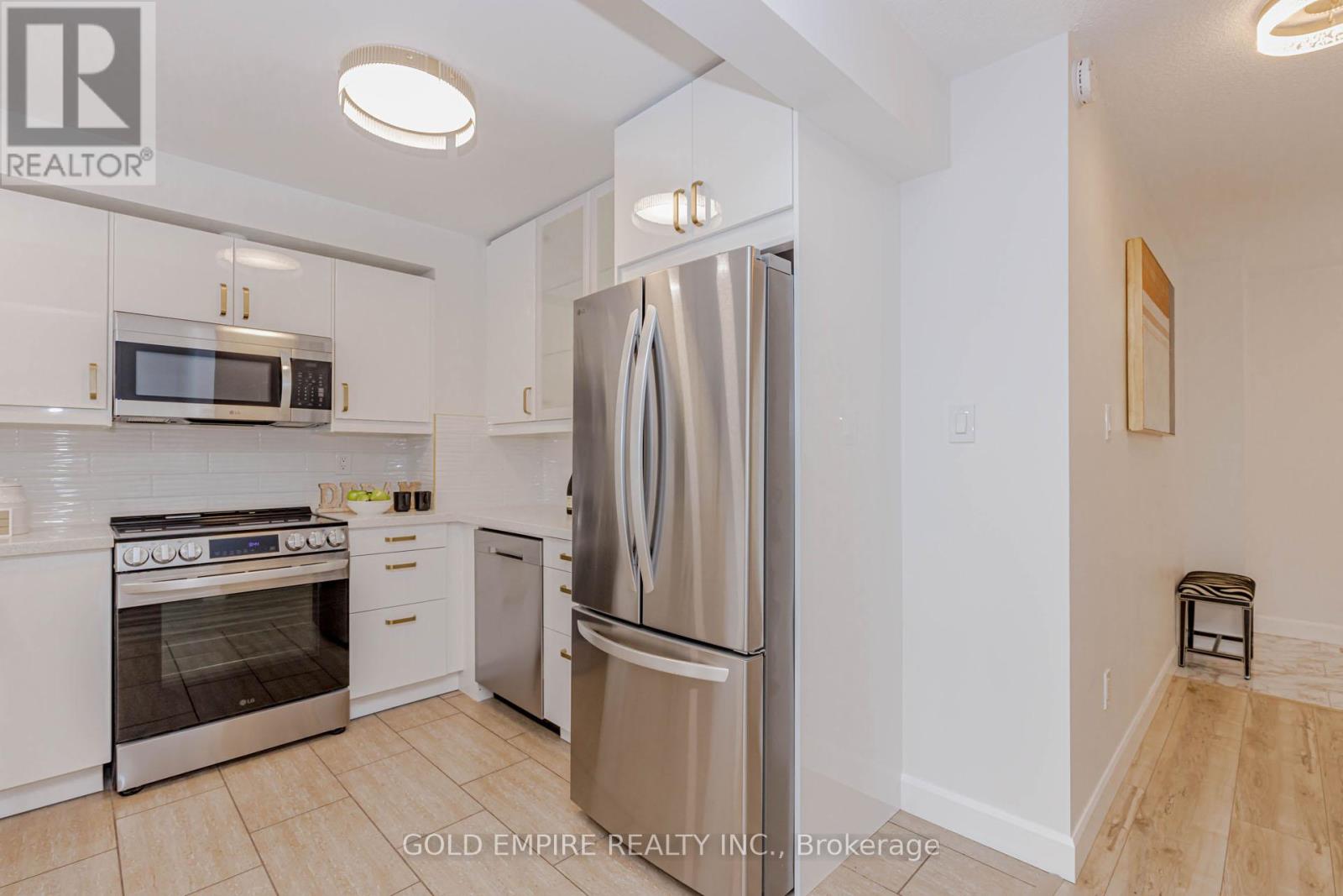 106 - 700 Osgoode Drive, London South, Ontario  N6E 2H1 - Photo 9 - X12717246