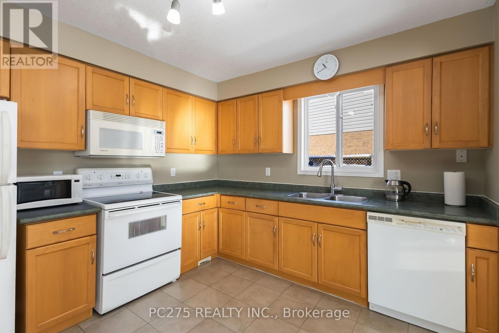 634 Ridgeview Drive, London East, Ontario  N5Y 5T8 - Photo 15 - X12717366