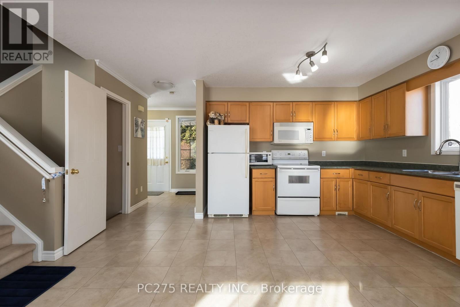 634 Ridgeview Drive, London East, Ontario  N5Y 5T8 - Photo 17 - X12717366