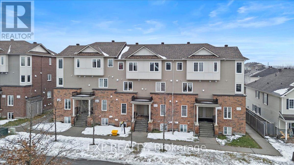 290 Espin Heights, Ottawa, Ontario  K2J 0Y8 - Photo 1 - X12717374