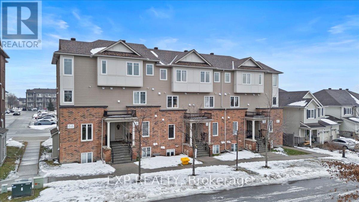 290 Espin Heights, Ottawa, Ontario  K2J 0Y8 - Photo 10 - X12717374