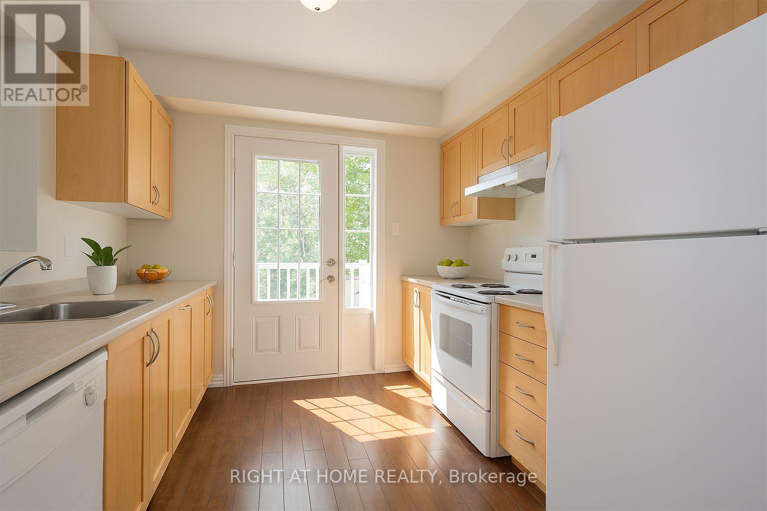 2543 Waterlilly Way, Ottawa, Ontario  K2J 0K6 - Photo 6 - X12717384