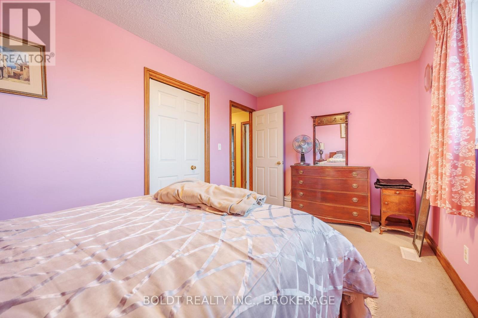 6 Stephenson Court, Thorold, Ontario  L2V 4Y8 - Photo 14 - X12717218