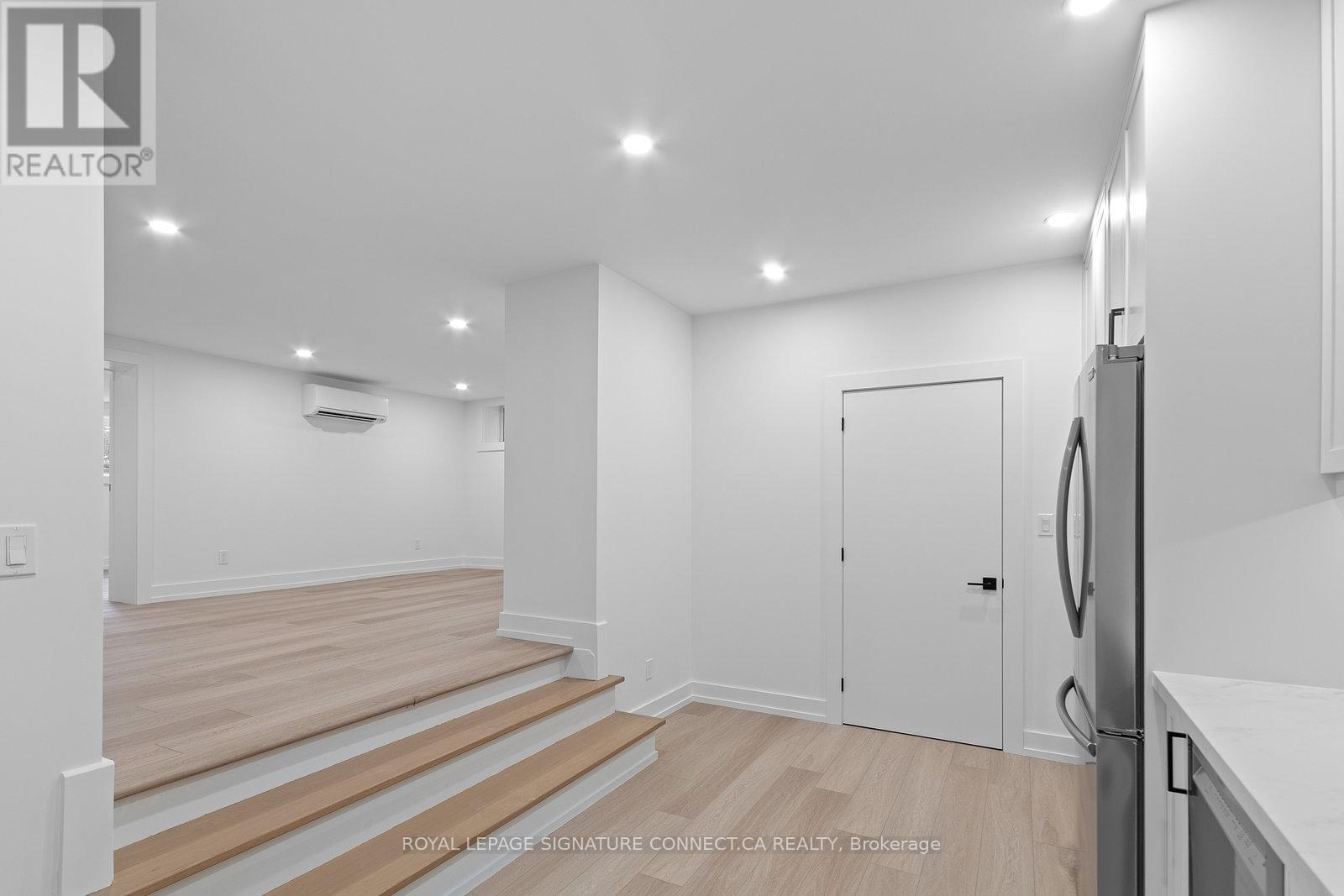 Lower - 93 Highfield Road, Toronto, Ontario  M4L 2T9 - Photo 4 - E12710936