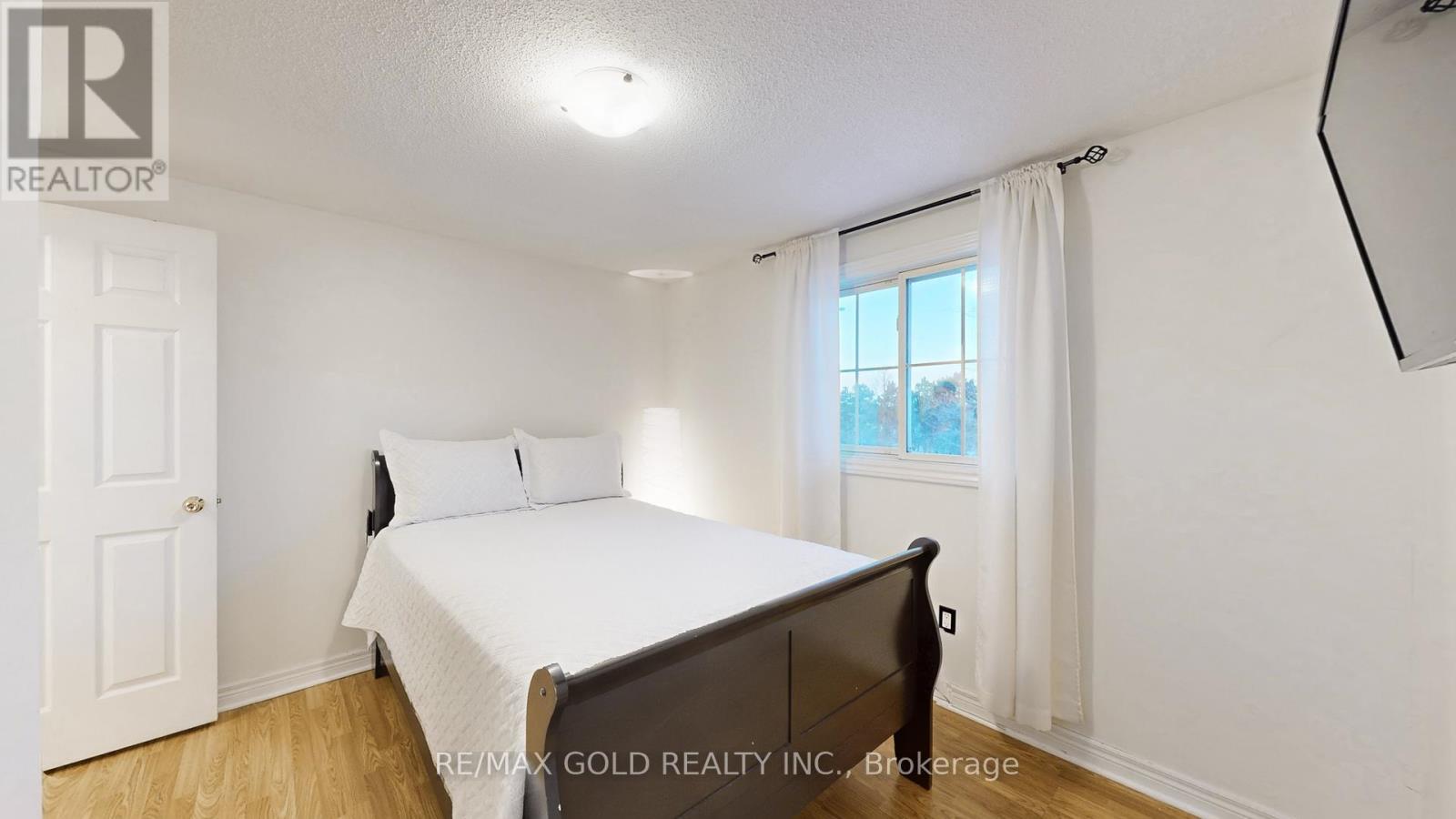 156 Royal Salisbury Way, Brampton, Ontario  L6V 3J9 - Photo 14 - W12717112