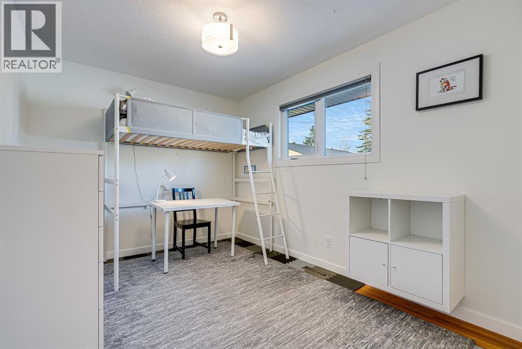 10623 Waneta Crescent Se, Calgary, Alberta  T2J 1J5 - Photo 17 - A2280449